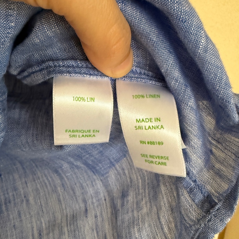 Lilly Pulitzer Breelyn Beckon Blue Sleeveless Button-Up Linen Shirt - Picture 5 of 7